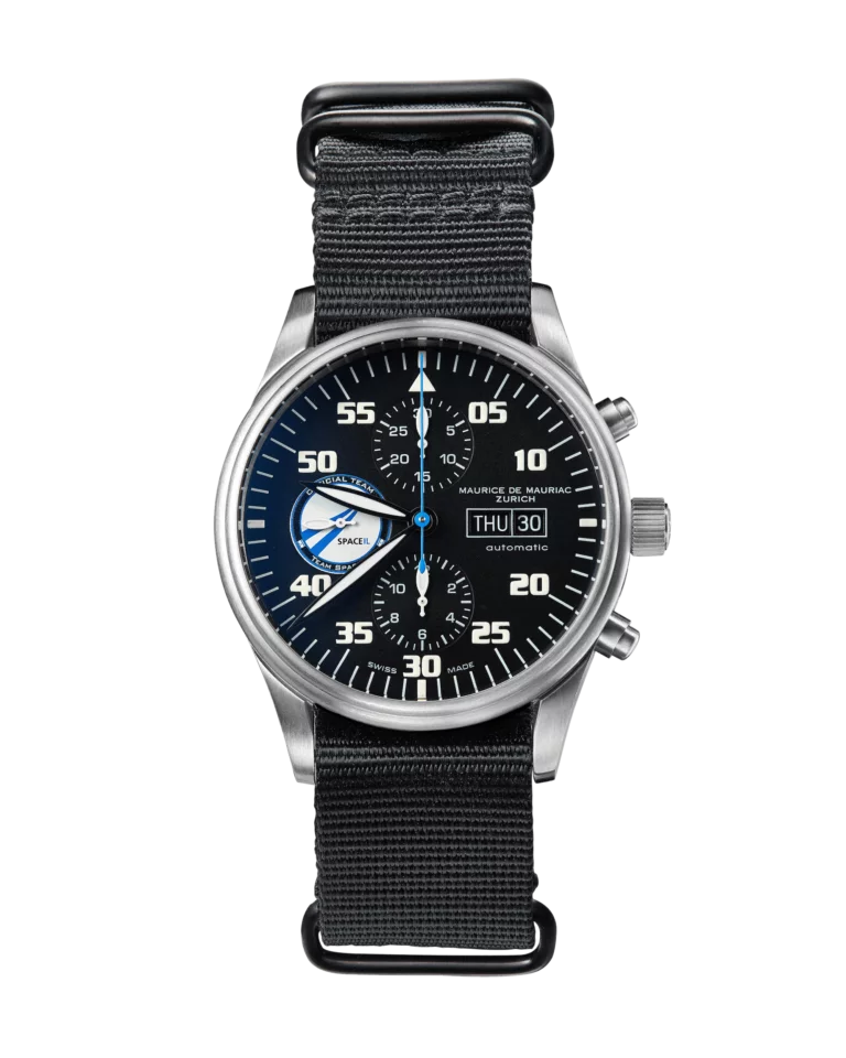 Uhr mit Chronographen und schwarzem Natoband aus Textil