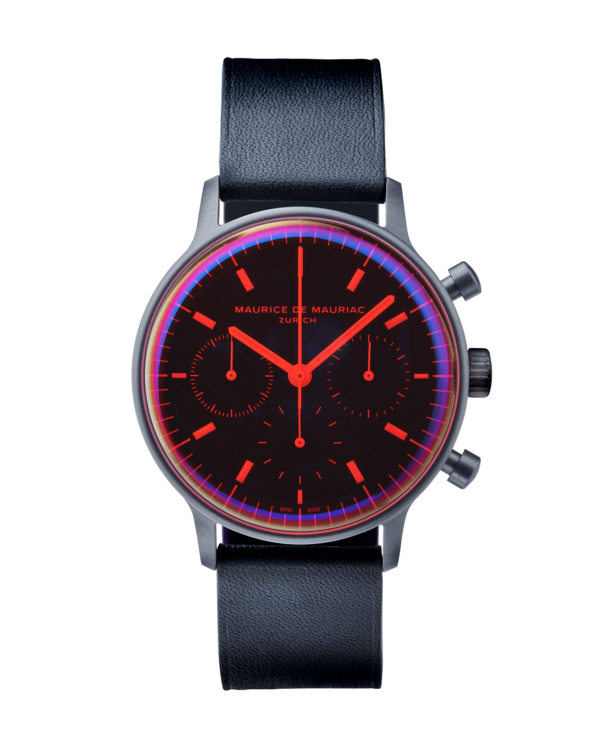 Chrono Uhr mit Handaufzug und rotem Uhrengas mit schwarzem Uhrenband aus Leder